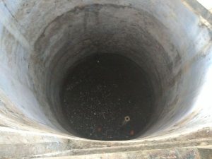 'The_Martyr's'_well_at_Jallianwala_Bagh