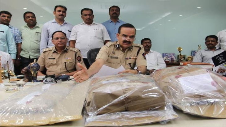 Photo of मुंबई पुलिस ने पकड़ा 2 हजार करोड़ का ड्रग्स, आधी दुनिया में फैला था जाल .