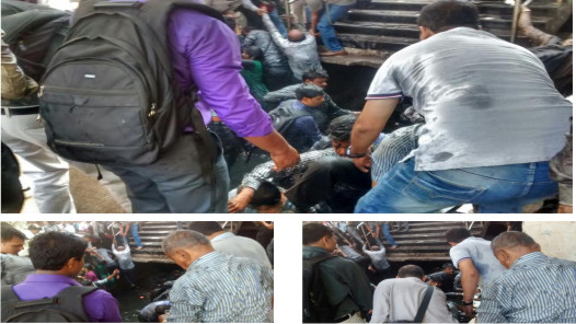 Photo of वसई रेलवे स्टेशन  गटर का स्लैब धस जाने  से  15 रेल यात्री हुए जख्मी .