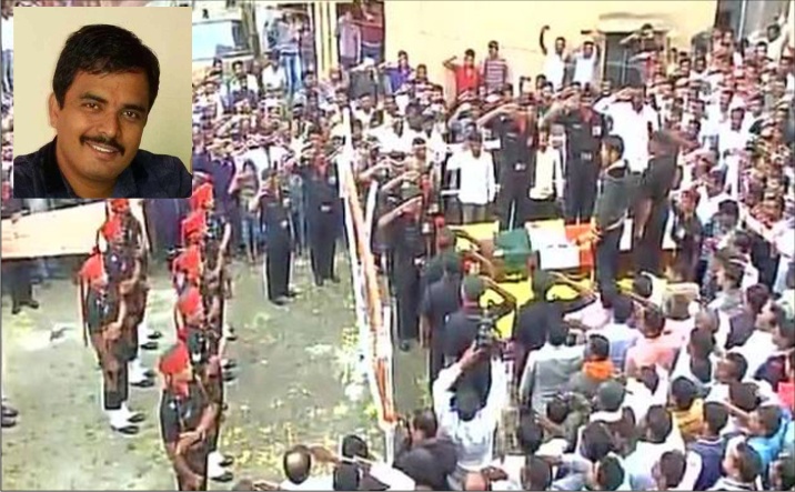 Photo of पुणे में शहीद सौरभ का राजकीय सम्मान के साथ अंतिम संस्कार
