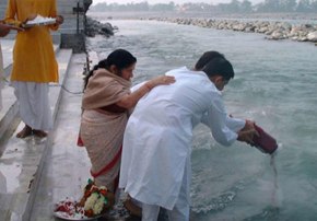 Photo of अब उत्तर-पूर्व के लोग फ्री में ले जा सकेंगे अपनों की अस्थियां, इंडिगो ने शुरू की खास सुविधा.