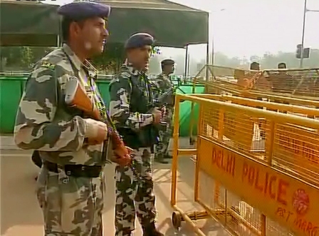 Photo of दिल्ली में दिखे सेना की वर्दी में आतंकी ! हाई अलर्ट जारी .