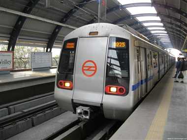 Photo of नई सरकार की अनुमति के बाद लखनऊ में चलेगी मेट्रो ट्रेन