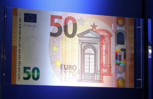 The European Central Bank (ECB) presents the new 50 euro note at the bank's headquarters in Frankfurt, Germany, July 5, 2016. REUTERS/Ralph Orlowski