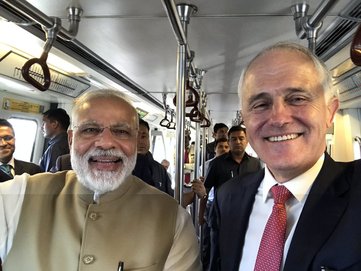 Photo of मोदी ने ऑस्ट्रेलियन PM टर्नबुल को कराई दिल्ली मेट्रो की सवारी .