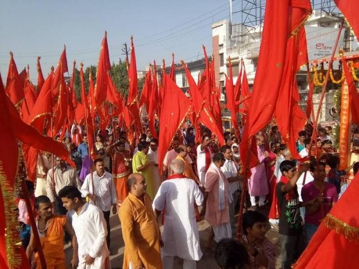 Photo of श्री हनुमान ध्वजा शोभायात्रा को परमिशन न मिलने से भड़के भक्त.