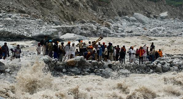 Photo of उत्तराखंड : मौसम के बिगड़े मिजाज से पहाड़ों में तबाही