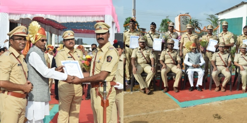Photo of पालघर जिला के पुलिस अधिकारियो को मंत्री विष्णु सावरा ने किया सम्मानित .
