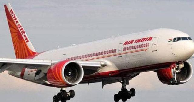 Photo of एयर इंडिया के विमान का टायर फटा, बाल-बाल बचे यात्री