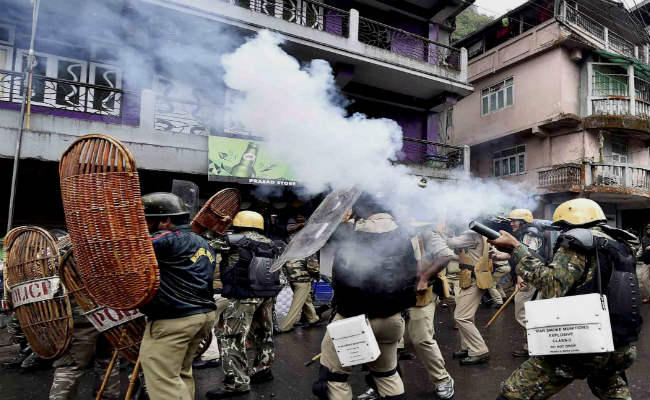 Photo of दार्जिलिंग: पीडब्ल्यूडी बंग्लो में आगजनी, कोई हताहत नहीं