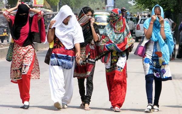 Photo of UP : पारा 40 डिग्री पर स्थिर, जनजीवन अस्त-व्यस्त