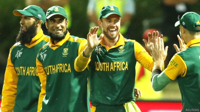 Photo of दूसरे टी-20 में दक्षिण अफ्रीका ने इंग्लैंड को 3 रन से हराया