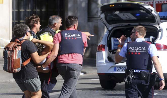 Photo of बार्सिलोना में दूसरा आतंकी हमला विफल, सुरक्षाबलों ने 5 संदिग्धों को मार गिराया
