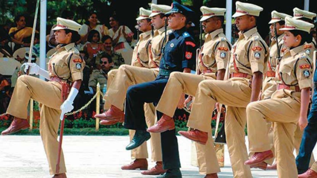 Photo of देशभर में IPS के 938 पद हैं खाली