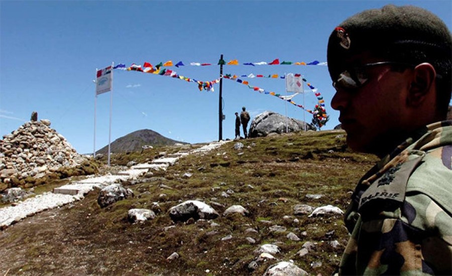 Photo of चीन ने कहा, बिना शर्त सेना हटाए भारत