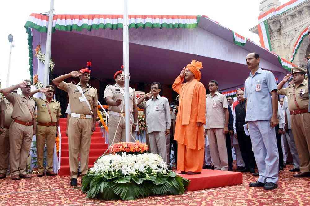 Photo of यूपी की व्यवस्था में जातिवाद, साम्प्रदायिकता, संकीर्णता व तुष्टिकरण की कोई जगह नहीं : मुख्यमंत्री योगी