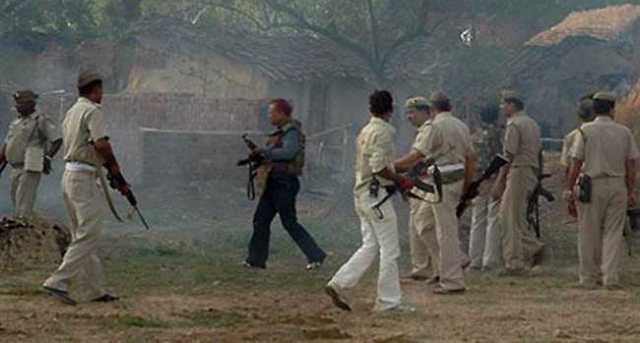 Photo of लखनऊ में डकैतों से पुलिस की मुठभेड़, पांच गिरफ्तार