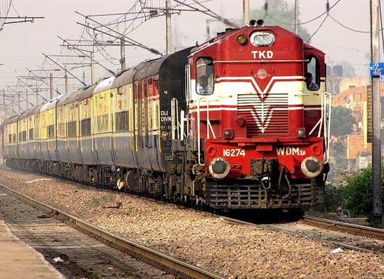 Photo of दिल्ली से वैष्‍णों देवी के लिए शुक्रवार को चलेगी विशेष रेलगाड़ी