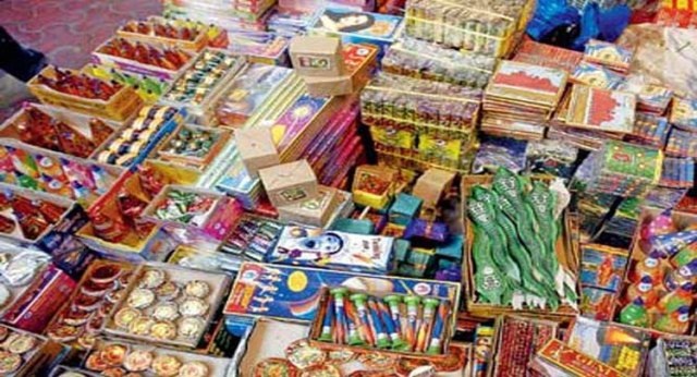Photo of दिल्ली NCR में 31 अक्टूबर तक पटाखों की बिक्री पर लगा बैन