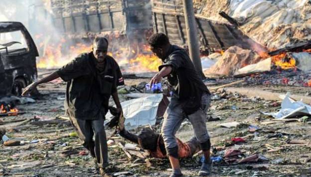 Photo of सोमालिया में ट्रक बम विस्फोट, मृतकों की संख्या बढ़कर हुई 276 , 250 से ज्यादा घायल