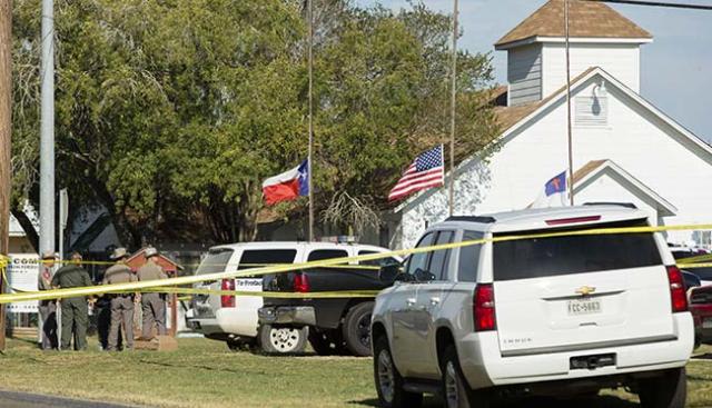 Photo of दहल उठा अमेरिका : टेक्सास के चर्च में फायरिंग, 26 की मौत ,  हमलावर भी मारा गया