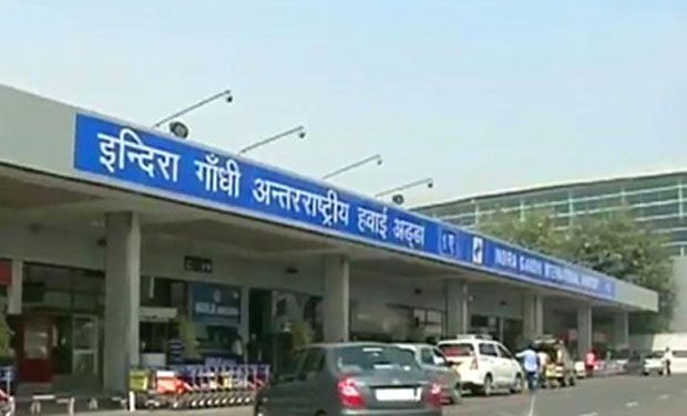 Photo of इंदिरा गांधी हवाई अड्डे की एक हवाई पट्टी 10 नवम्बर तक के लिए बंद