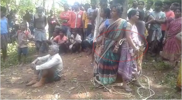 Photo of 5 महिलाओं को पेड़ से बांधकर गांव वालो ने की बेरहमी से पिटाई !