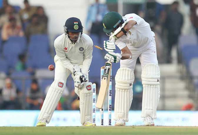 Photo of नागपुर टेस्ट : पहले दिन का खेल खत्म, भारत की खराब शुरूआत