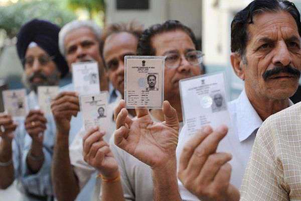 Photo of गुजरात में जोर पकड़ रही हिन्दीभाषी मतदाताओं के प्रतिनिधित्व की मांग