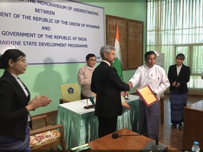 Photo of म्यांमार यात्रा पर विदेश सचिव, रोहिंन स्टेट के विकास के लिए भारत-म्यांमार के बीच हुआ एमओयू