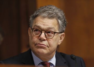 Photo of यौन दुर्व्यवहार के आरोप लगने पर डेमोक्रेट सीनेटर ने दिया इस्तीफा