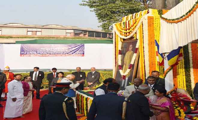 Photo of राष्ट्रपति कोविन्द ने दी डॉ. अंबेडकर को श्रद्धांजलि