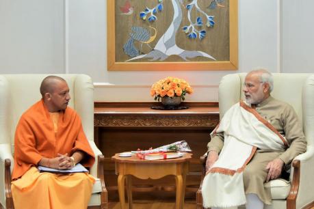 Photo of प्रधानमंत्री से मिले योगी और यूपी के नवनिर्वाचित महापौर