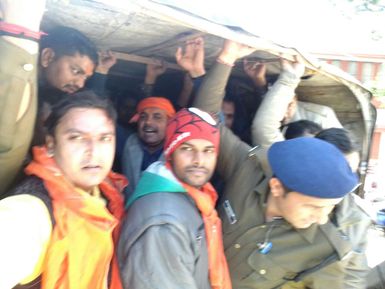 Photo of फिल्म पद्मावत का विरोध कर रहे 25 युवक गिरफ्तार
