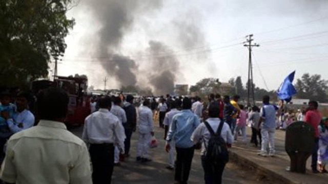 Photo of कोल्हापुर में दो सौ से अधिक लोगों के खिलाफ मामला दर्ज