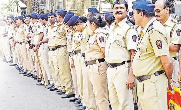 Photo of पुलिस आयुक्त ने दिया बड़ा तोहफा, अब मुंबई पुलिस की ड्यूटी आठ घंटे