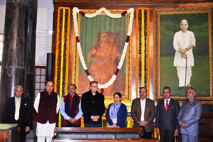 Photo of सरोजिनी नायडू की जयंती पर संसद भवन में अर्पित किए श्रद्धासुमन