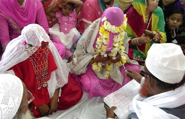 Photo of 20,000 रु के लिए अपनी ही बीवी से किया दोबारा निकाह