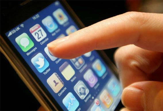 Photo of सावधान सुविधा नहीं आपके के लिए नुकसान पैदा कर सकता हैं स्मार्टफोन