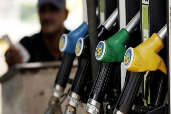 Photo of मुंबई में पेट्रोल की कीमत 81. 93 पैसे प्रति लीटर