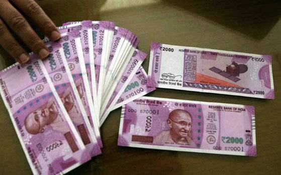 Photo of आखिर कहां गायब हो गए दो हजार के नोट , 2000 रुपये के नोटों की कमी पर …….
