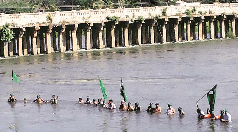 Photo of कावेरी जल विवाद : पीएम कर्नाटक चुनाव में व्यस्त, अभी अप्रूव नहीं हो सकती स्कीम