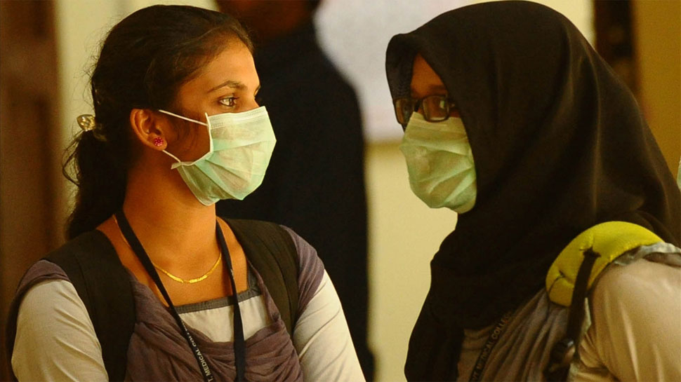 Photo of निपाह का शिकार हुई नर्स के बच्चों को दो व्यवसायियों ने की मदद की पेशकश