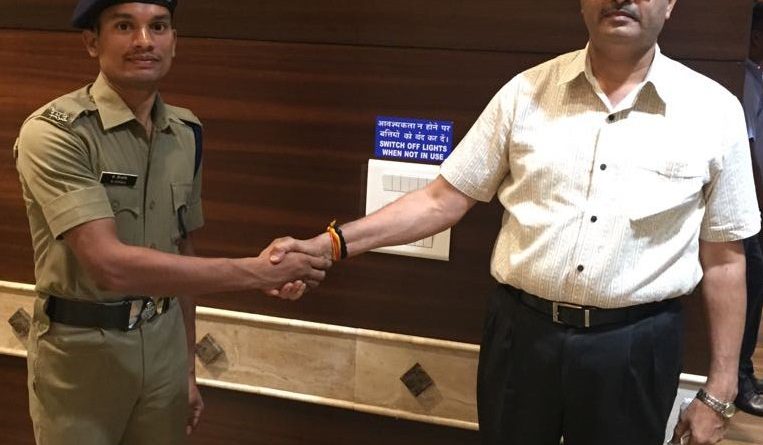 Photo of रेलवे सुरक्षा बल के कांस्टेबल शिवाजी को बहादुरी के लिए रेलमंत्री पदक से सम्मान