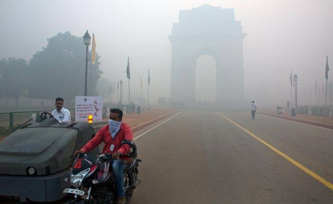 Photo of दिल्ली-एनसीआर में हवा से सेहत बेहाल, सांस लेने में खास परेशानी