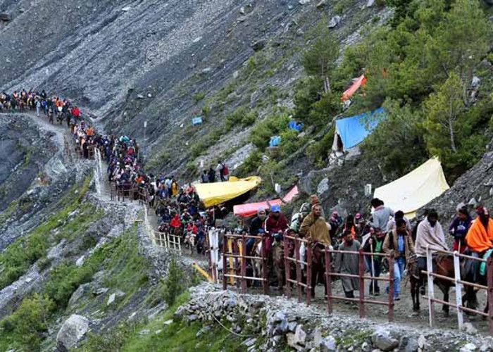 Photo of शुरू हो गई दुनिया के सबसे ऊंचे शिवधाम कैलास मानसरोवर की यात्रा , एक माह तक चलेगी यह यात्रा