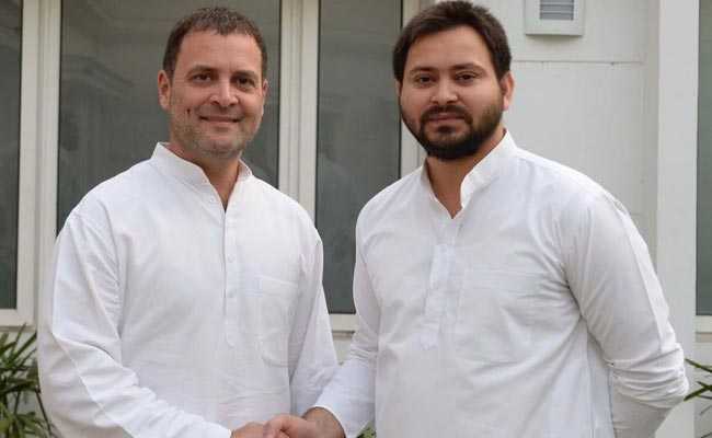 Photo of तेजस्‍वी-राहुल गांधी की हुई मुलाकात, करीब 40 मिनट तक हुई कई मुद्दों पर बातचीत