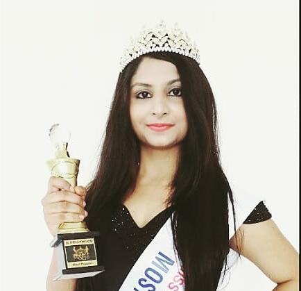 Photo of बेगूसराय की आश्रेया को मिस इंडिया का पॉपुलर अवार्ड से किया गया सम्मानित