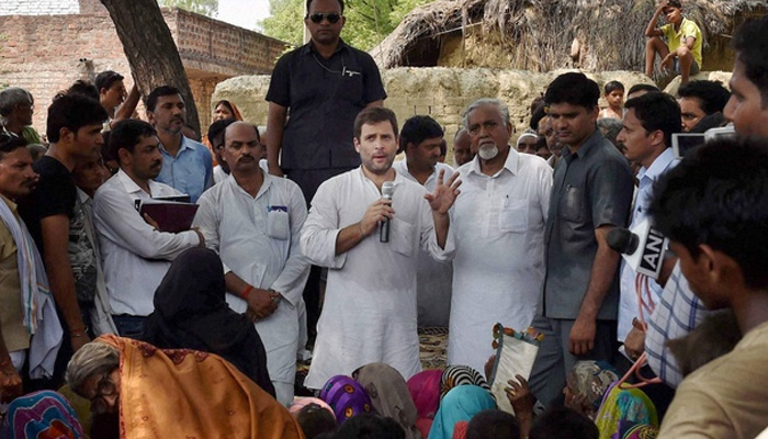 Photo of अमेठी : राहुल की जनता दरबार से सन्तुष्ट नहीं दिखे फरियादी