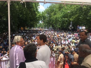 Photo of प्रधानमंत्री मोदी की सोच दलित विरोधी : राहुल गांधी